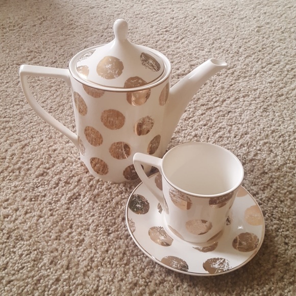 Grace Other - Tea pot & tea cup set